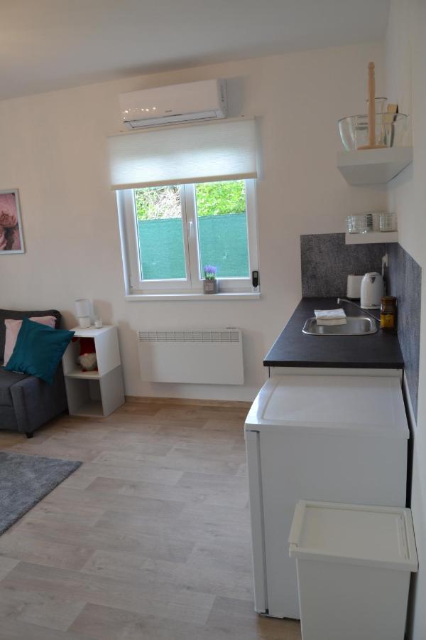 Modry Apartman 2 - Studio Znojmo Buitenkant foto
